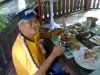 Nama file : jarot.jpg
Ukuran file : 81KB
Dimensi : 600x450
Tanggal dimasukkan : 14 Jun 2006 jarot.jpg